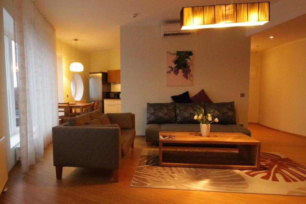 Wilde Guest Apartment Tigutorn Tartu Kamer foto